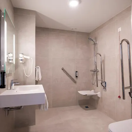 Hotell Centrum 3*